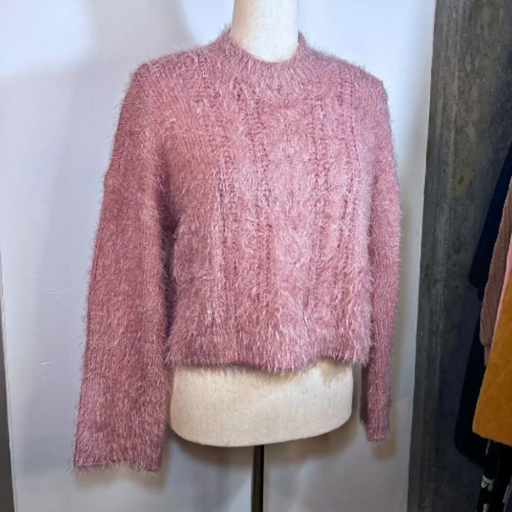 BB DAKOTA Feelin' Lashy Eyelash Cable Knit Sweater Rose Quartz Size XS